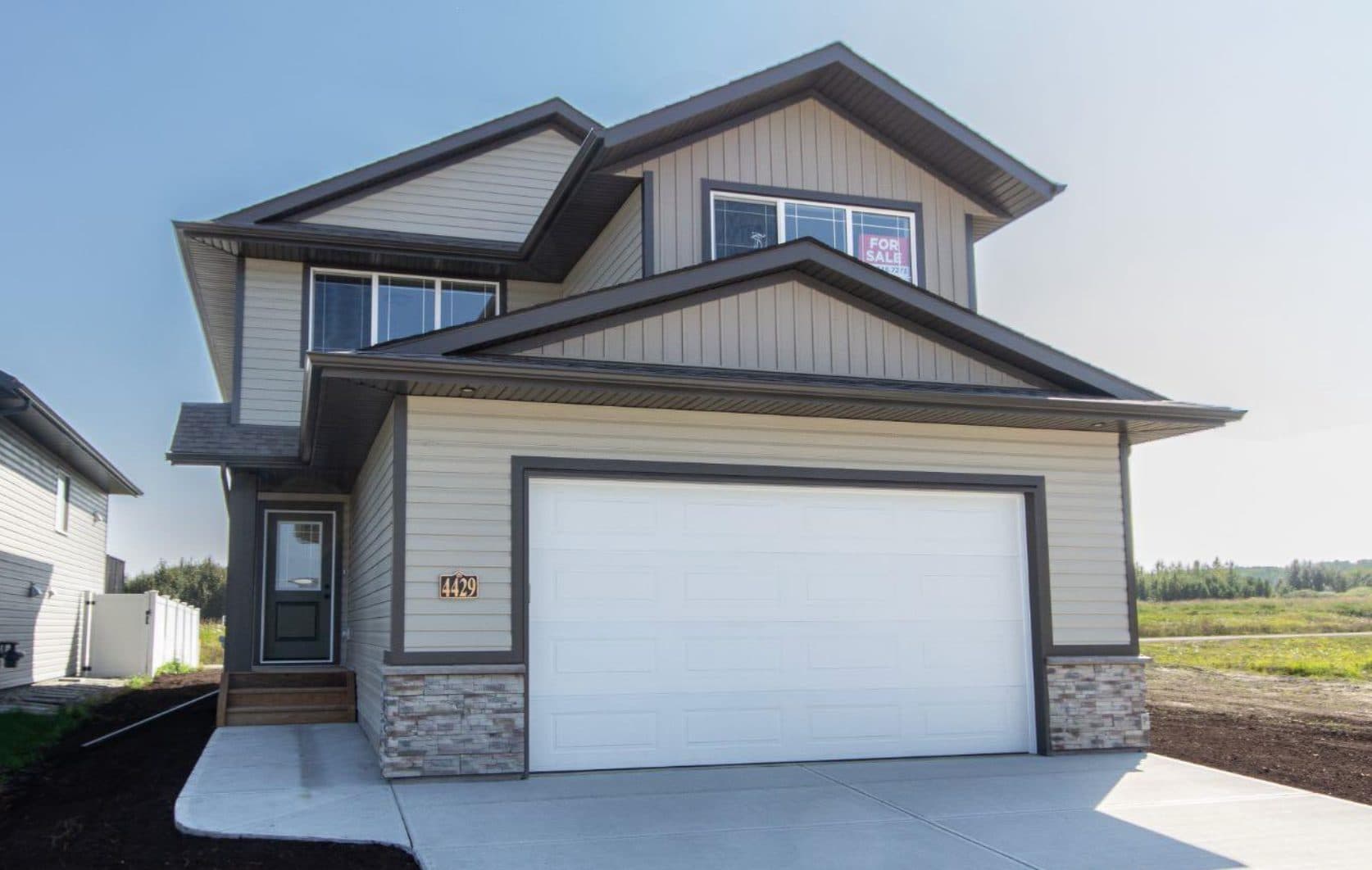 4429 53 Street, Rocky Mountain House